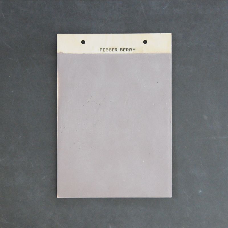 Fácil indfarvet sandspartel Pebber Berry (Lilla) inkl. 1 liter finish